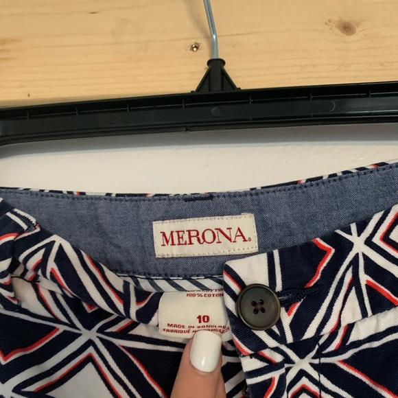 Patterned Shorts - Picture 2 of 4